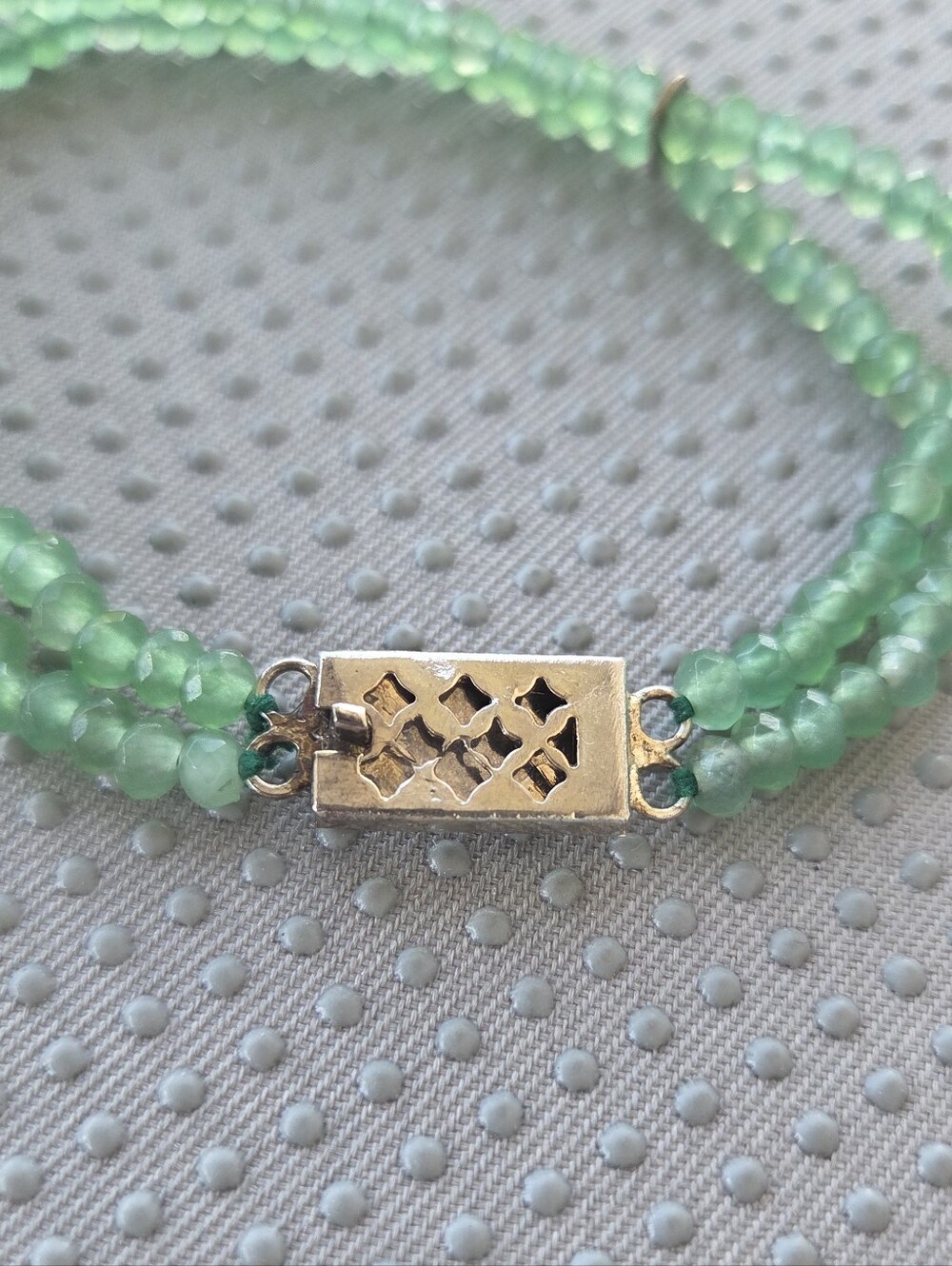 Double-Strand Genuine Emerald Beaded Bracelet with Silver Connector